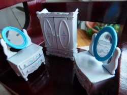 LITTLES DRESSER 3 A